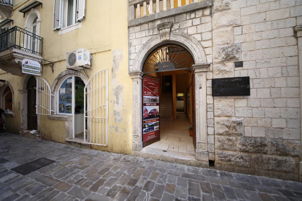 R-Club Old Town Apartments Budva Extérieur photo